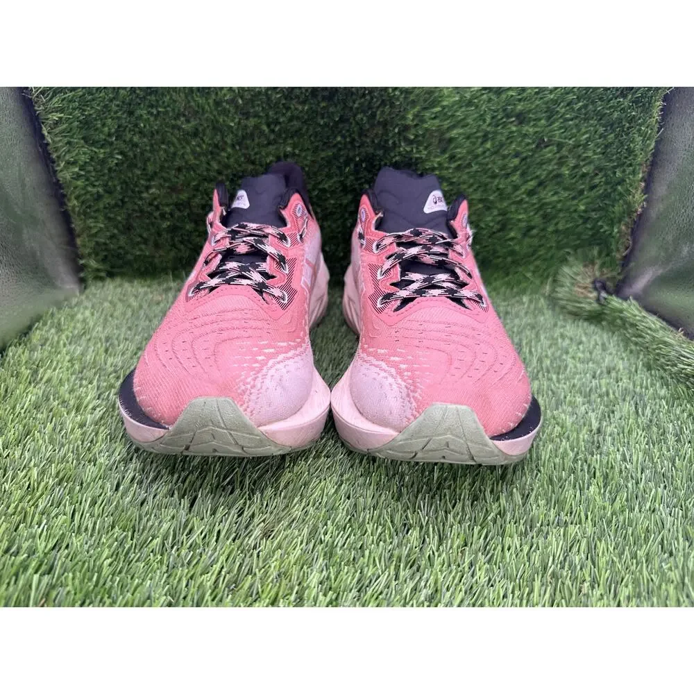 Asics Novablast 4 TR 1012B654 Athletic Sneaker Women's 10 Pink Woven Running